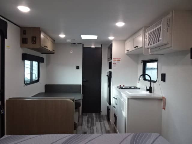 2026 Jayco 2026 Jayco Jay Flight SLX - thumbnail 7