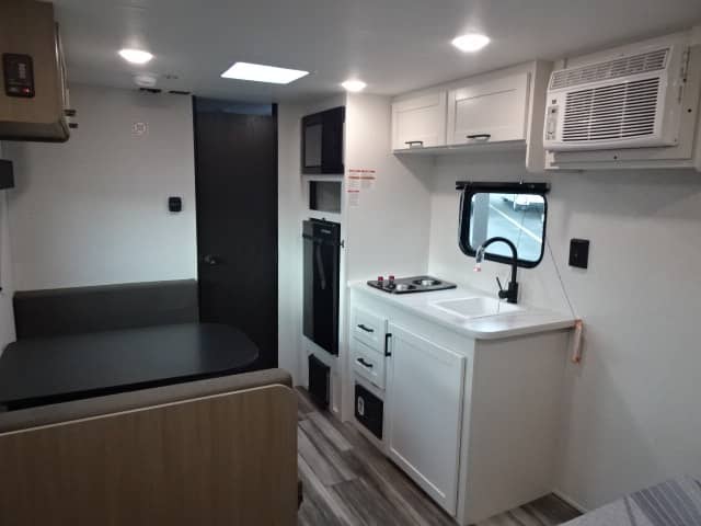 2026 Jayco 2026 Jayco Jay Flight SLX - thumbnail 8