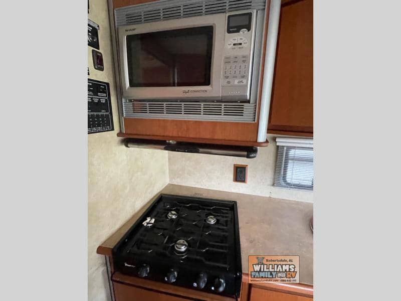 2008 Itasca 2008 Itasca Navion - thumbnail 32