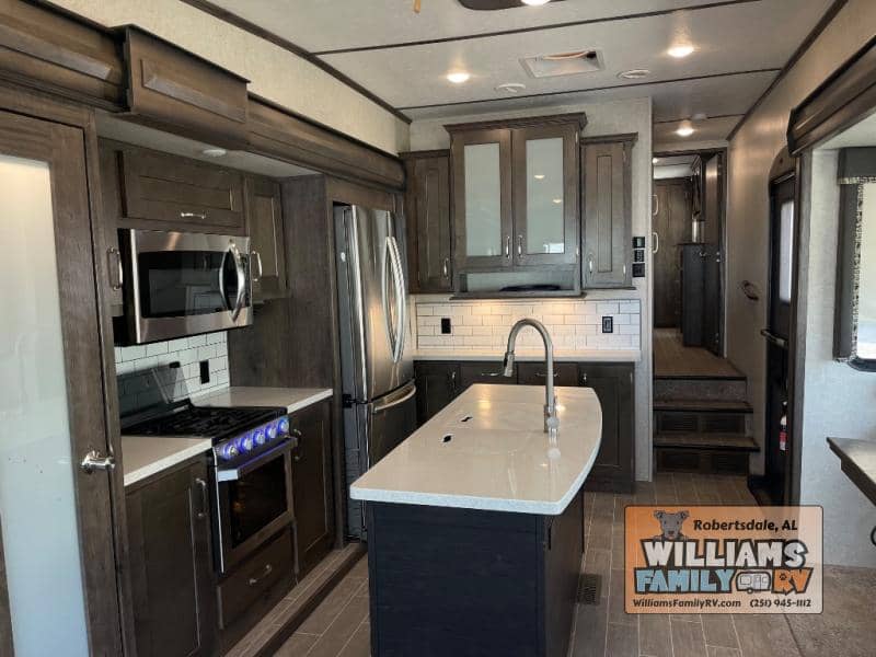 2019 Keystone RV 2019 Keystone RV Montana - thumbnail 15