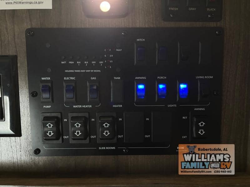 2019 Keystone RV 2019 Keystone RV Montana - thumbnail 21