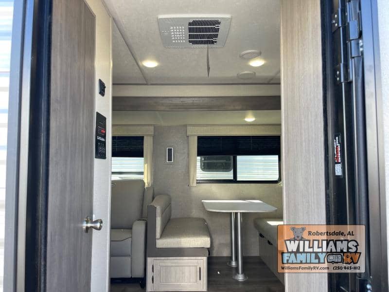 2025 Coachmen 2025 Coachmen Catalina - thumbnail 4