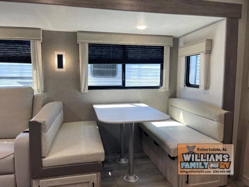 2025 Coachmen 2025 Coachmen Catalina - thumbnail 6