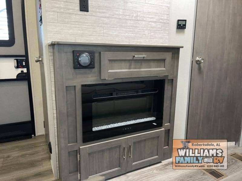 2025 Coachmen 2025 Coachmen Catalina - thumbnail 17