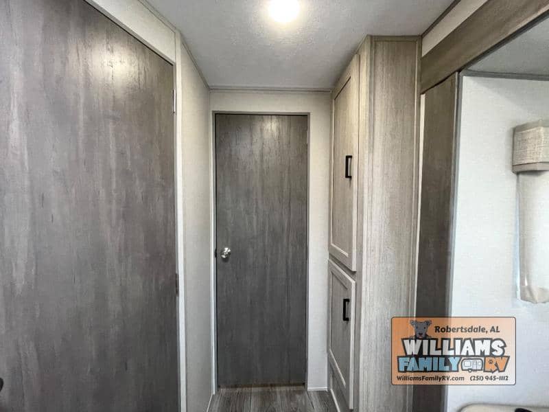 2025 Coachmen 2025 Coachmen Catalina - thumbnail 22