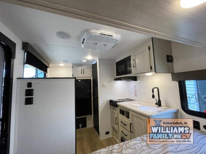 2025 Palomino 2025 Palomino Puma - thumbnail 9