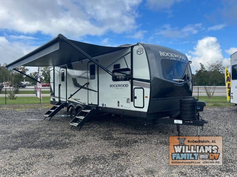 2026 Forest River 2026 Forest River Rockwood Ultra Lite - thumbnail 1