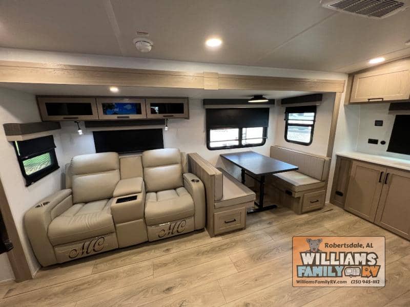 2026 Forest River 2026 Forest River Rockwood Ultra Lite - thumbnail 5