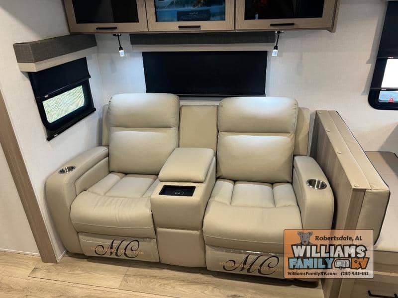 2026 Forest River 2026 Forest River Rockwood Ultra Lite - thumbnail 7