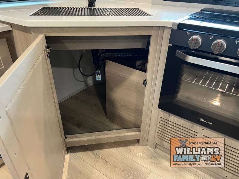 2026 Forest River 2026 Forest River Rockwood Ultra Lite - thumbnail 12