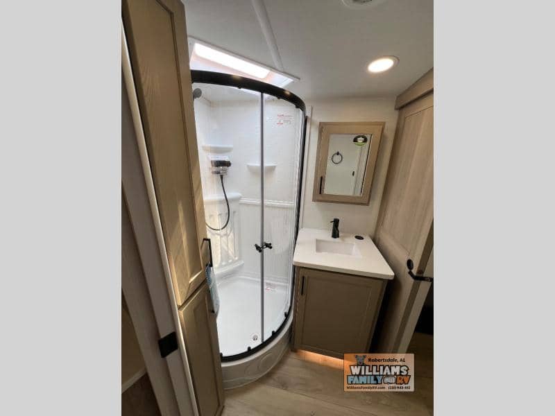 2026 Forest River 2026 Forest River Rockwood Ultra Lite - thumbnail 17