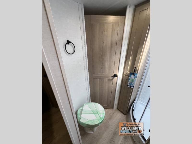 2026 Forest River 2026 Forest River Rockwood Ultra Lite - thumbnail 19