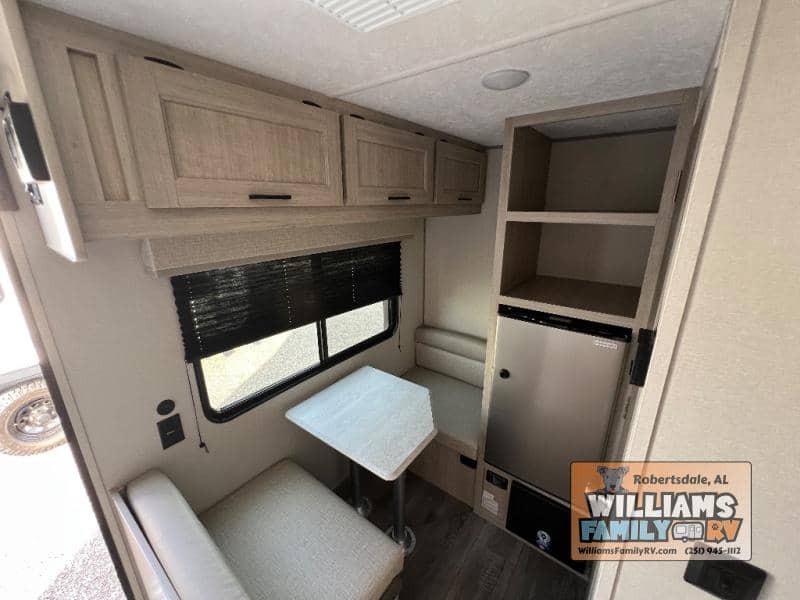 2025 Coachmen 2025 Coachmen Catalina - thumbnail 10