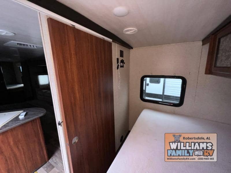 2017 Heartland 2017 Heartland Mallard - thumbnail 9