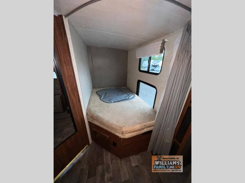 2017 Heartland 2017 Heartland Mallard - thumbnail 25