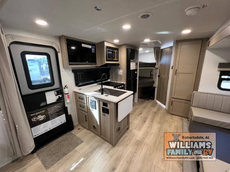 2026 Forest River 2026 Forest River Rockwood Mini Lite - thumbnail 15