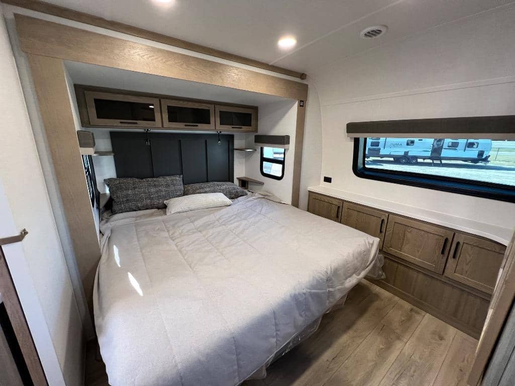 2026 Forest River 2026 Forest River Rockwood Signature - thumbnail 34