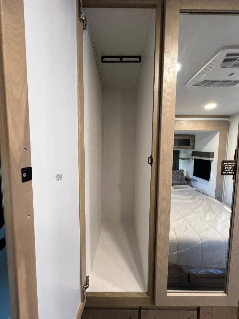 2026 Forest River 2026 Forest River Rockwood Signature - thumbnail 45