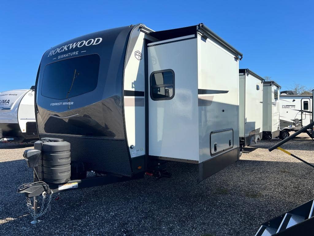 2026 Forest River 2026 Forest River Rockwood Signature - thumbnail 50