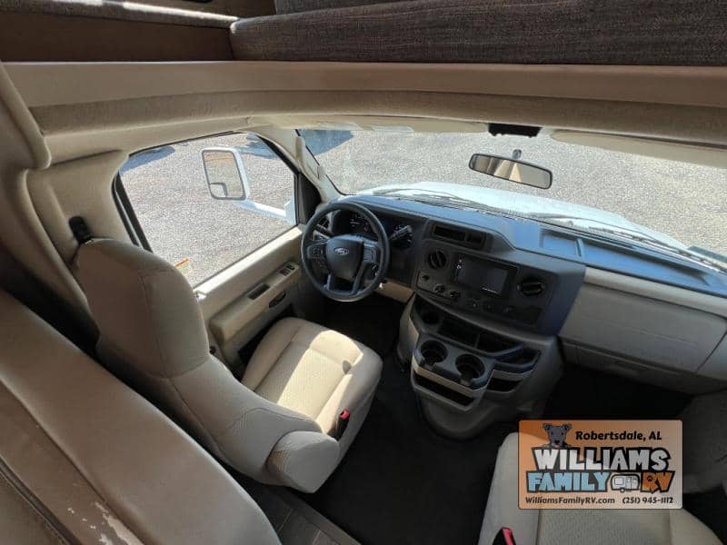 2022 Thor Motor Coach 2022 Thor Motor Coach Magnitude - thumbnail 11