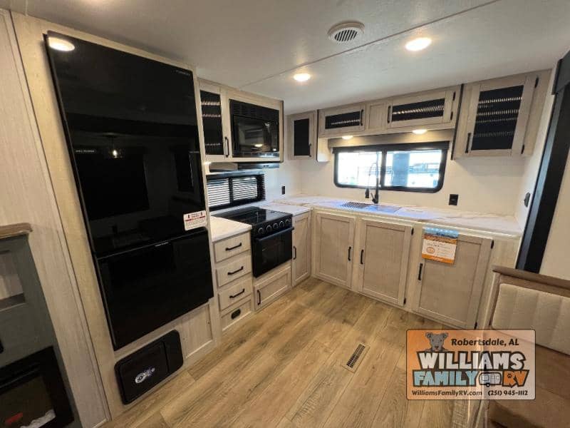 2026 Forest River 2026 Forest River Puma - thumbnail 12