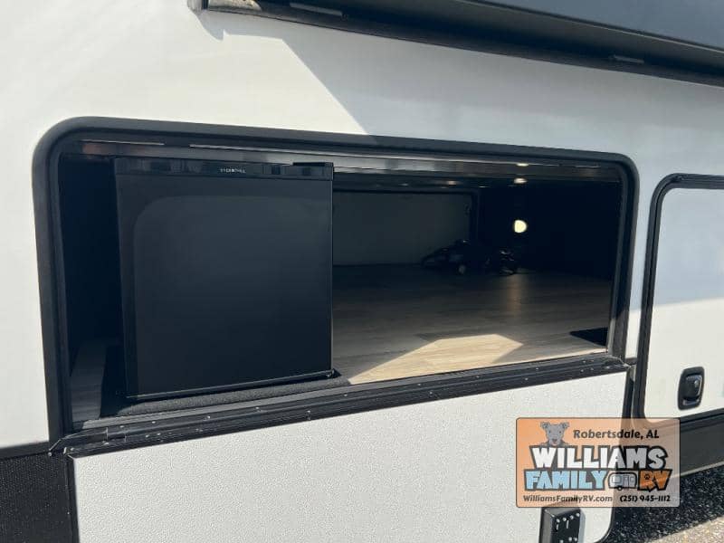 2026 Forest River 2026 Forest River Sierra - thumbnail 13