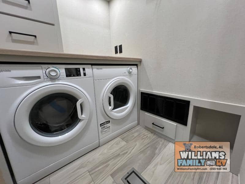 2026 Forest River 2026 Forest River Sierra - thumbnail 31