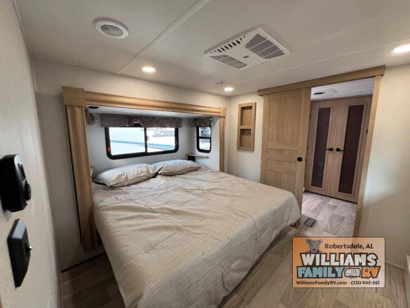 2026 Forest River 2026 Forest River Sierra - thumbnail 35