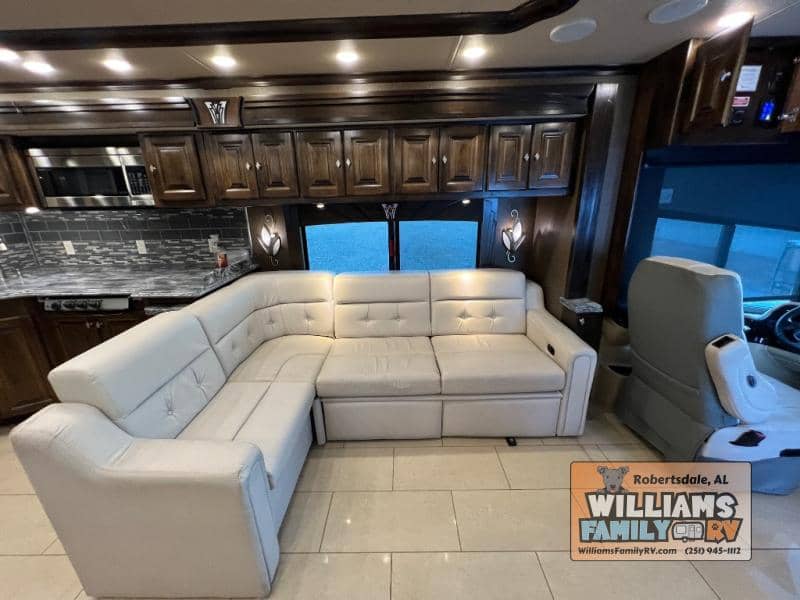 2016 Tiffin 2016 Tiffin Phaeton - thumbnail 8