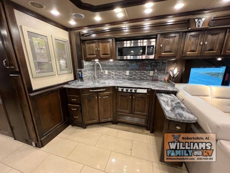 2016 Tiffin 2016 Tiffin Phaeton - thumbnail 13