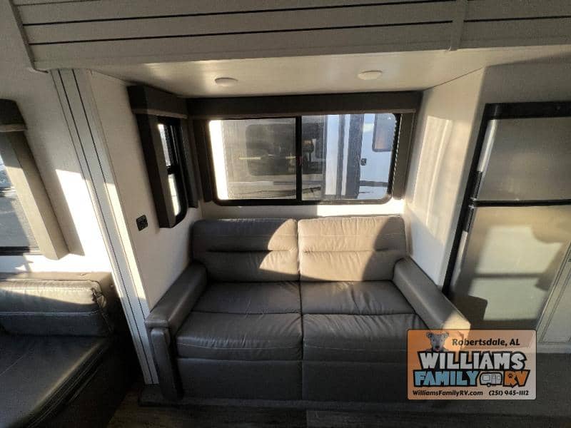 2022 Keystone RV 2022 Keystone RV Cougar - thumbnail 9