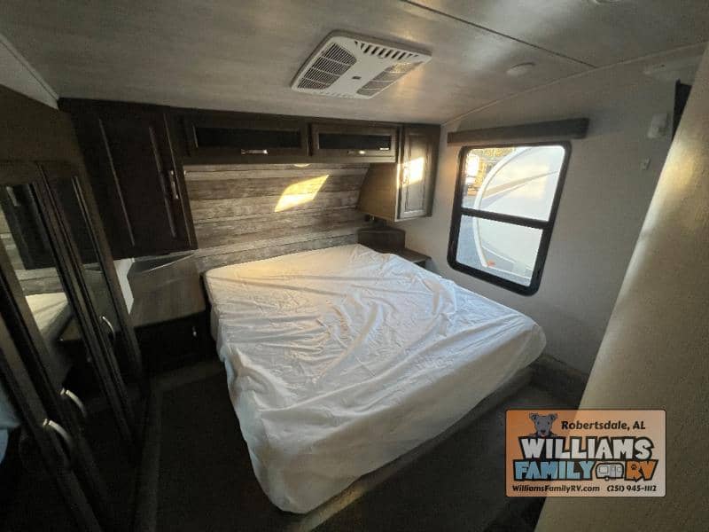 2022 Keystone RV 2022 Keystone RV Cougar - thumbnail 19