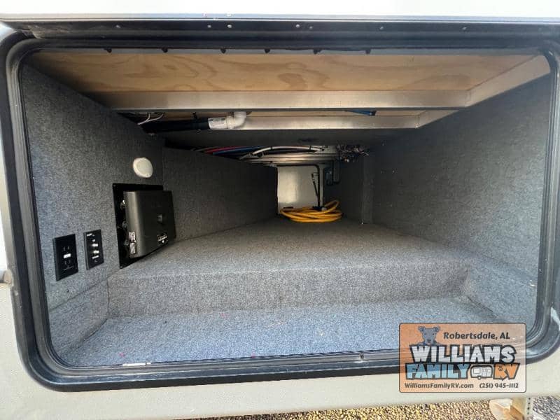 2022 Keystone RV 2022 Keystone RV Cougar - thumbnail 28