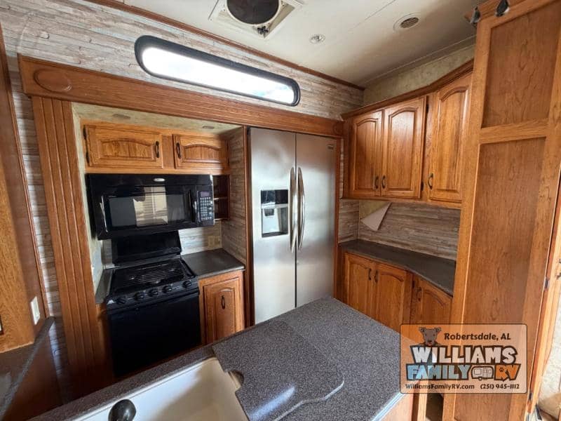 2011 Coachmen 2011 Coachmen Brookstone - thumbnail 8