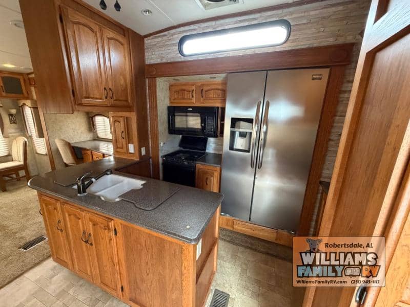 2011 Coachmen 2011 Coachmen Brookstone - thumbnail 11