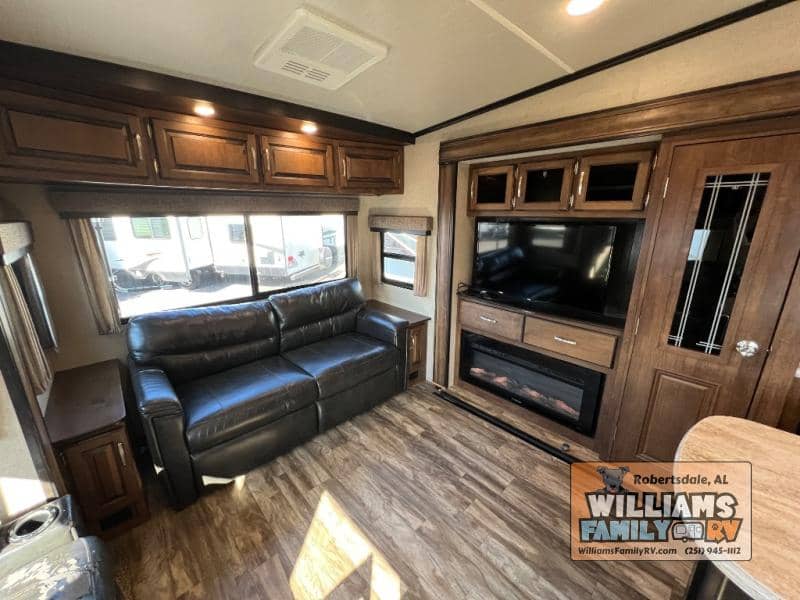 2018 Grand Design 2018 Grand Design Reflection - thumbnail 12