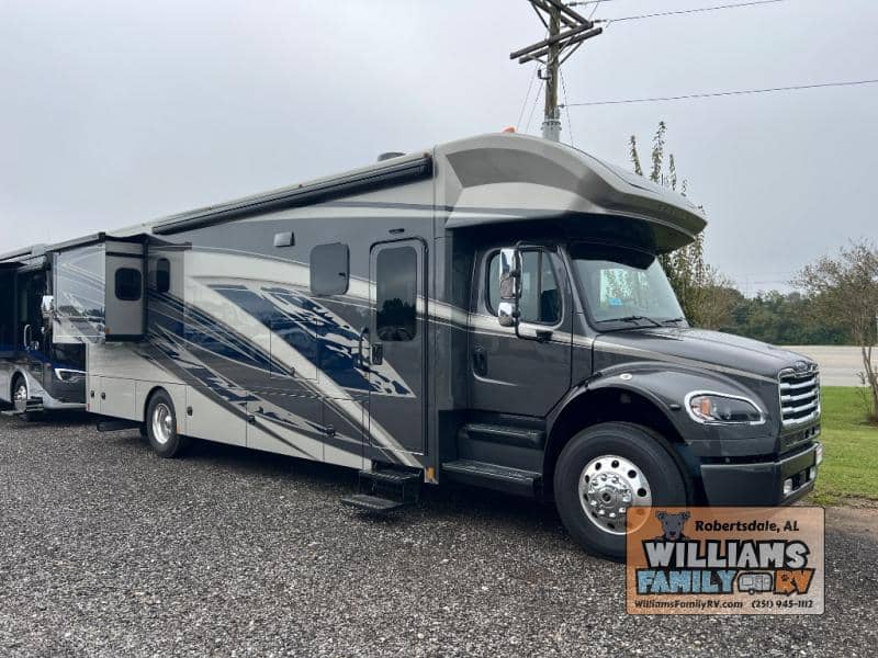 2026 Renegade 2026 Renegade Verona - thumbnail 5