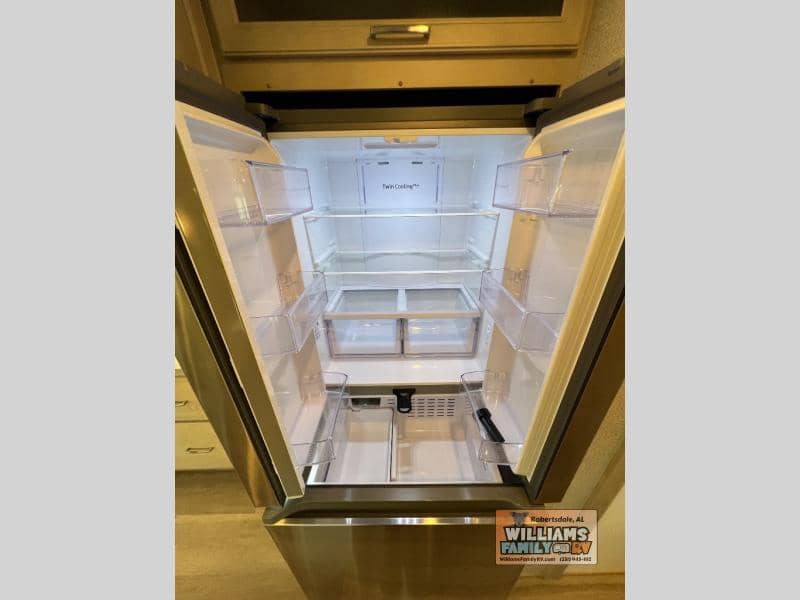 2026 Renegade 2026 Renegade Verona - thumbnail 35