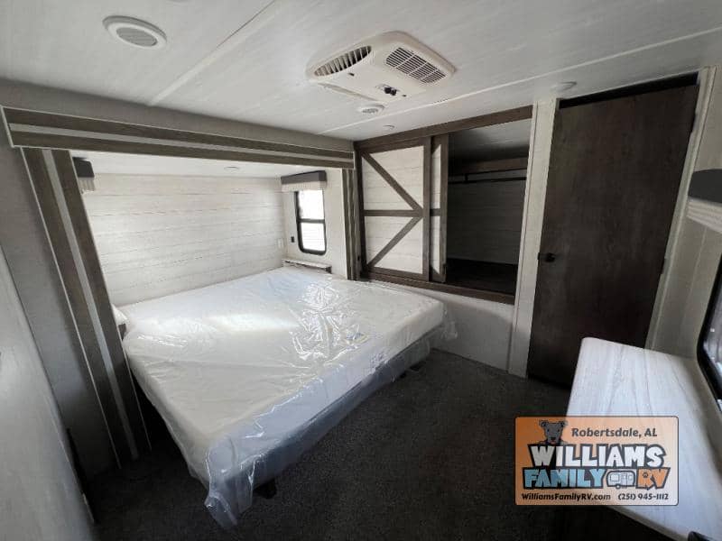 2021 Forest River 2021 Forest River Wildwood FSX - thumbnail 19