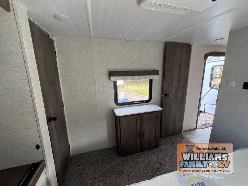 2021 Forest River 2021 Forest River Wildwood FSX - thumbnail 23