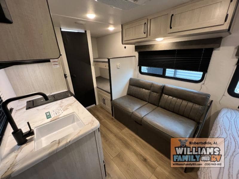 2026 Forest River 2026 Forest River Puma - thumbnail 5