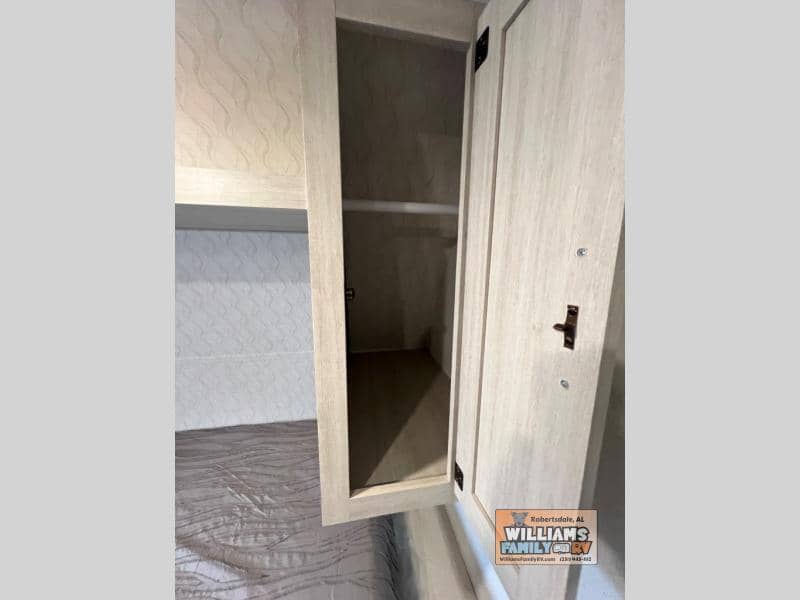 2026 Forest River 2026 Forest River Puma - thumbnail 8