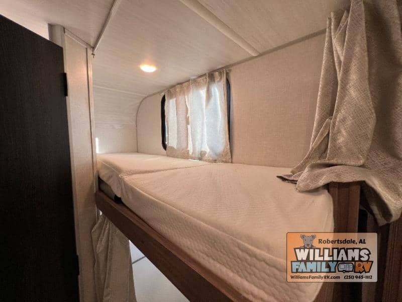 2022 Forest River 2022 Forest River No Boundaries - thumbnail 14