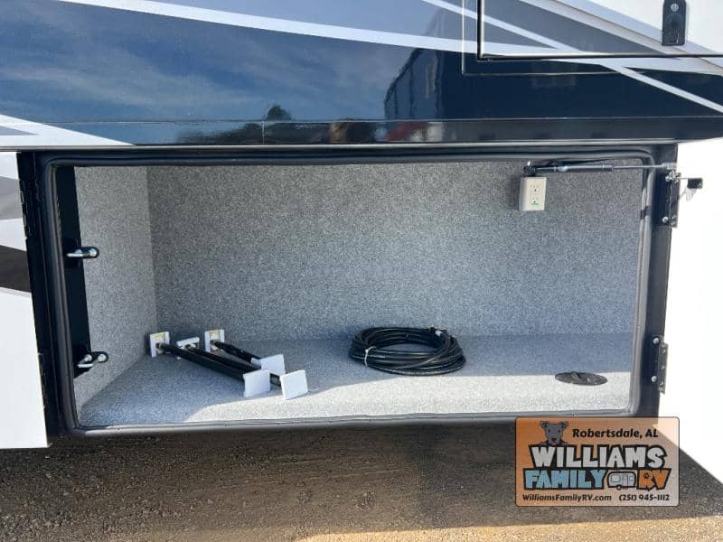 2026 Renegade 2026 Renegade Verona - thumbnail 15