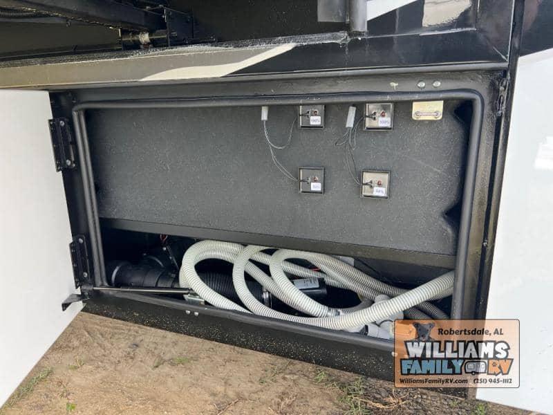 2026 Renegade 2026 Renegade Verona - thumbnail 24