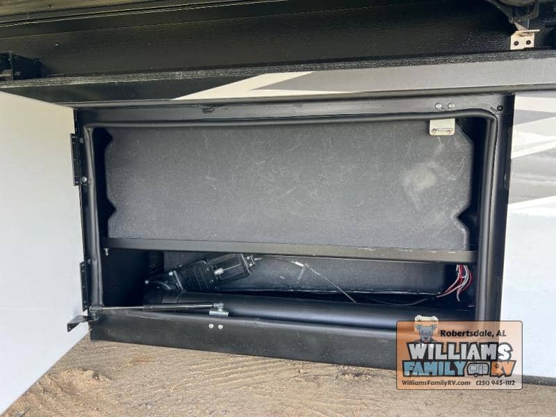 2026 Renegade 2026 Renegade Verona - thumbnail 25