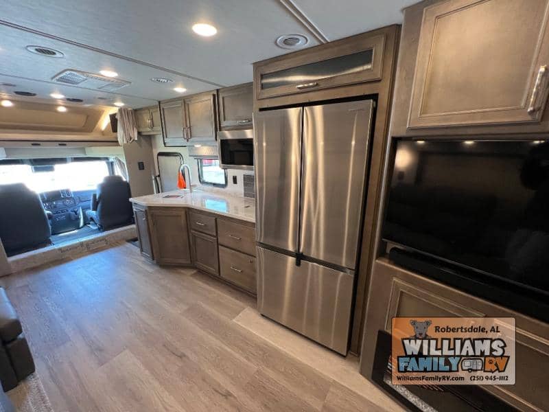 2026 Renegade 2026 Renegade Verona - thumbnail 38