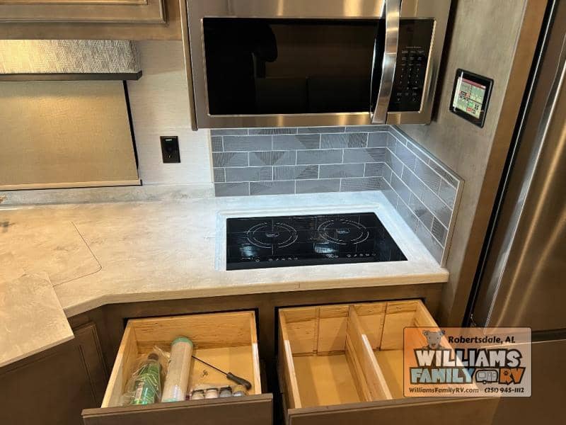 2026 Renegade 2026 Renegade Verona - thumbnail 46