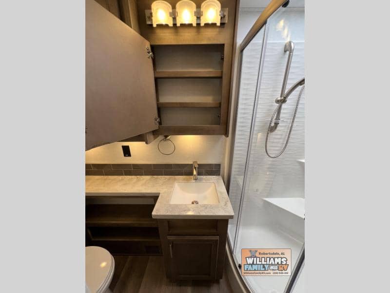 2026 Renegade 2026 Renegade Verona - thumbnail 63