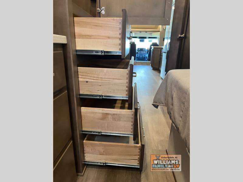 2026 Renegade 2026 Renegade Verona - thumbnail 70